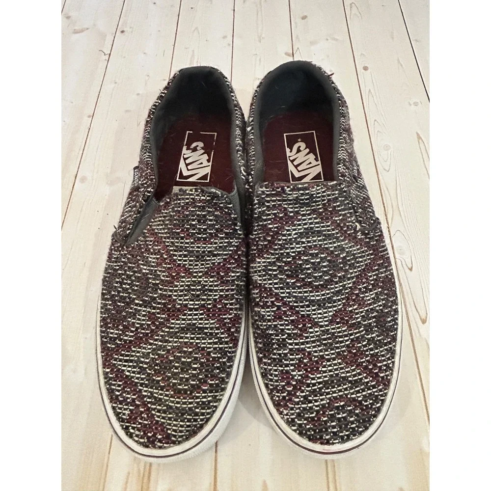Vans Baja Knit Hoodie Women's Sz 6.5 Gray Burgundy Color way Classic Slip On